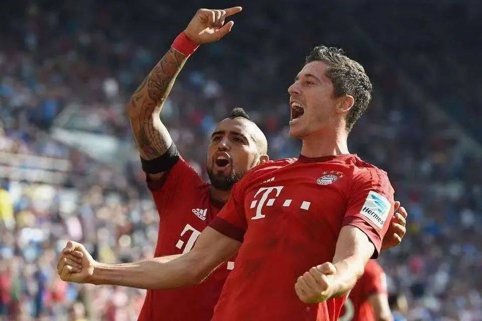 9体育关于莱万多夫斯基连续七场比赛得分超过突破纪录，拜仁挑战极限！的信息