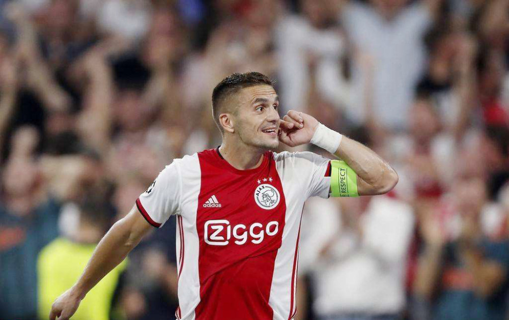 今夜迈阿密热火备战荷甲，官宣签约细节曝光，更衣室稳定，资深球员宣示担当的简单介绍